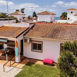 Lodge Chalet Novo Sancti Petri Surf House, Chiclana de la Frontera